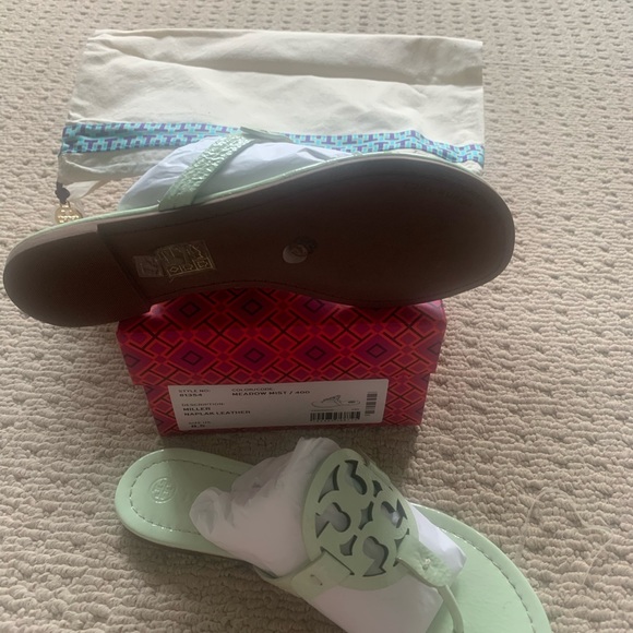 Tory Burch Miller Sandals Sz 8.5 NIB - Picture 4 of 5